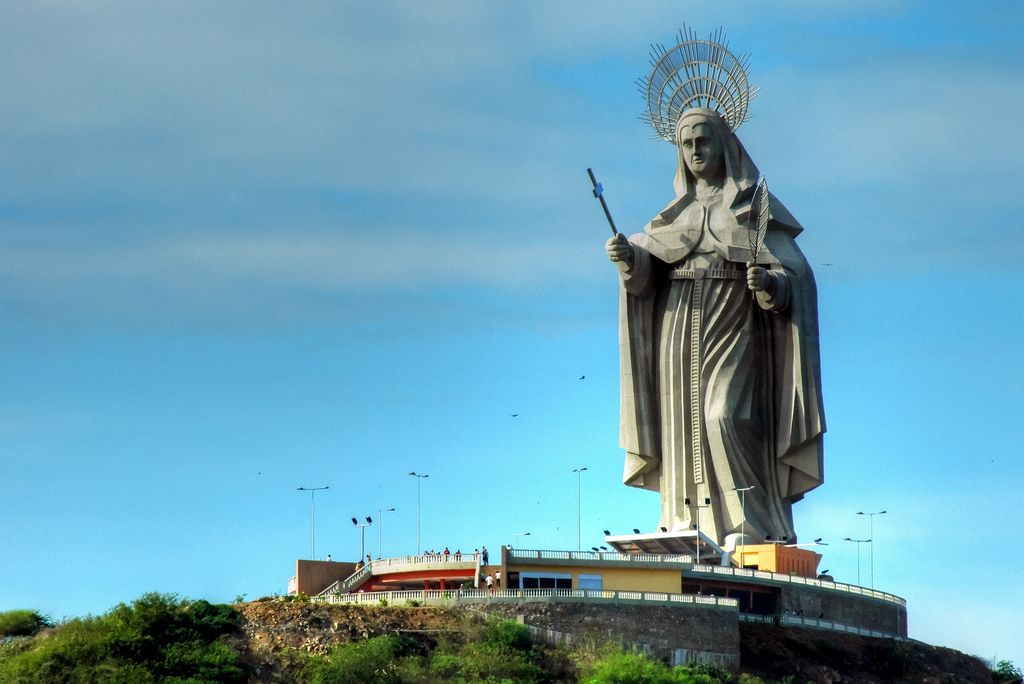 La statua cattolica più alta del mondo è dedicata a Santa Rita